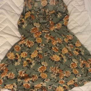Green floral FORVER 21 dress